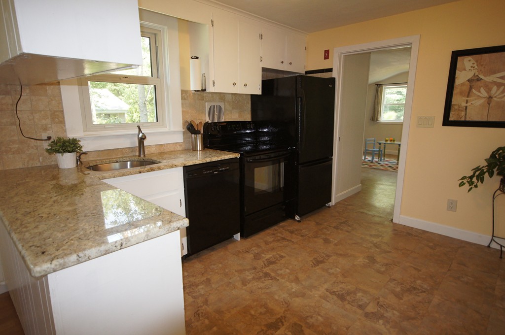 6 Richard Road Natick, MA 01760 - Photo 2 of 18