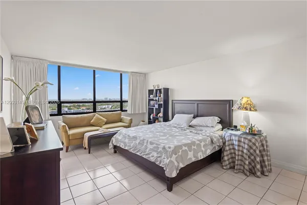 $3,299 | 11113 Biscayne Boulevard, Unit 1554, Miami, FL 33181