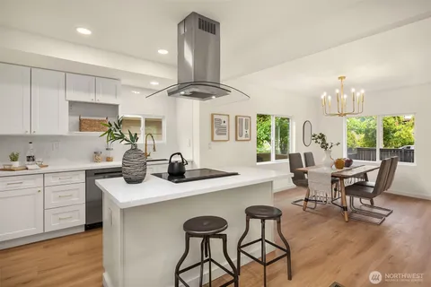 $850,000 | 5040 35th Avenue Southwest, Seattle, WA 98126