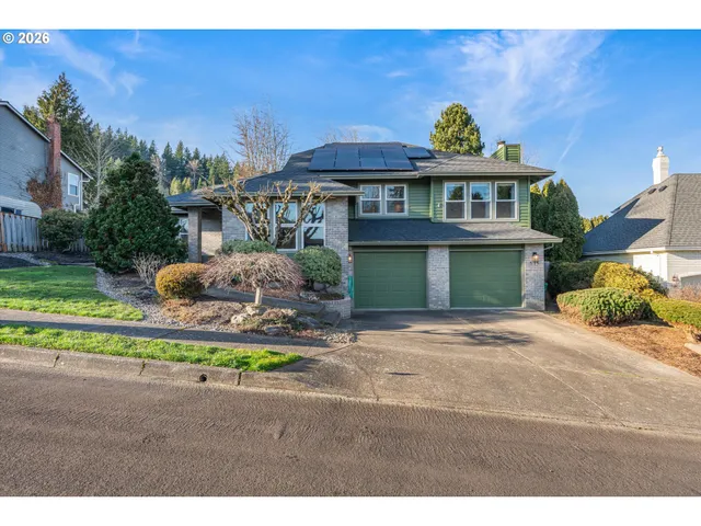 $650,000 | 511 Southeast 15th Street, Gresham, OR 97080