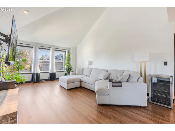 $634,900 | 511 Southeast 15th Street, Gresham, OR 97080