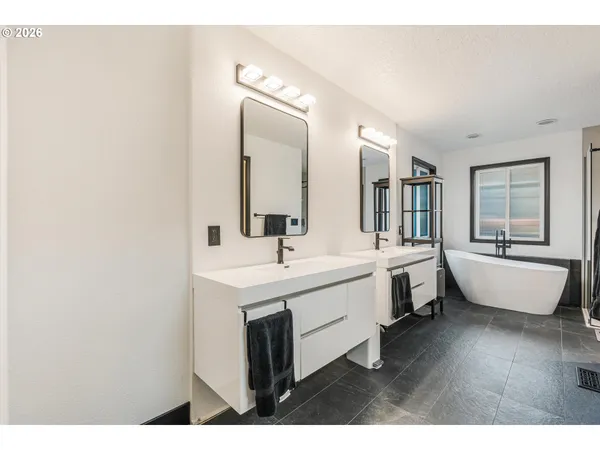 $634,900 | 511 Southeast 15th Street, Gresham, OR 97080