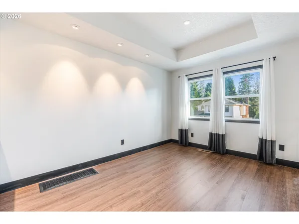 $634,900 | 511 Southeast 15th Street, Gresham, OR 97080