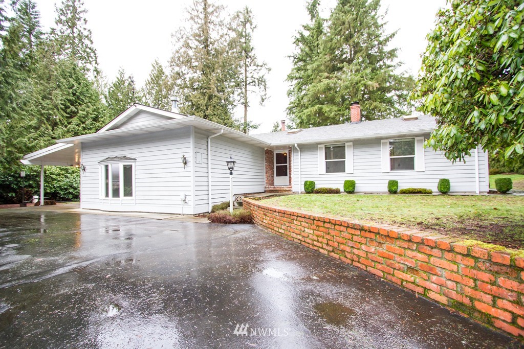4924 Northeast 2nd Street Renton, WA 98059 - Photo 1 of 25 Gallery Image 1