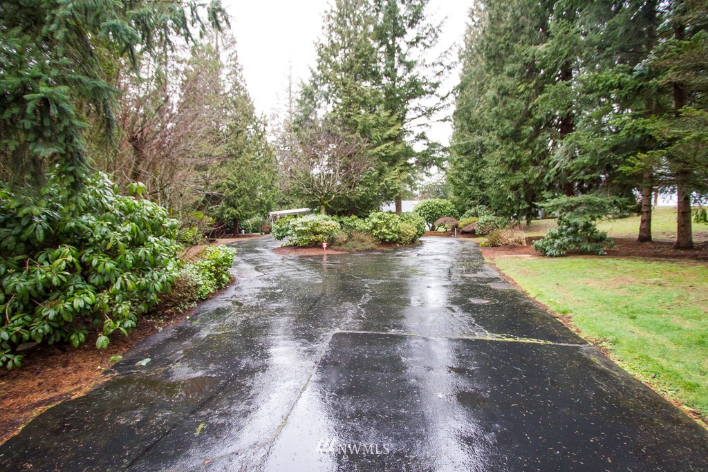 4924 Northeast 2nd Street Renton, WA 98059 - Photo 5 of 25 Gallery Image 5