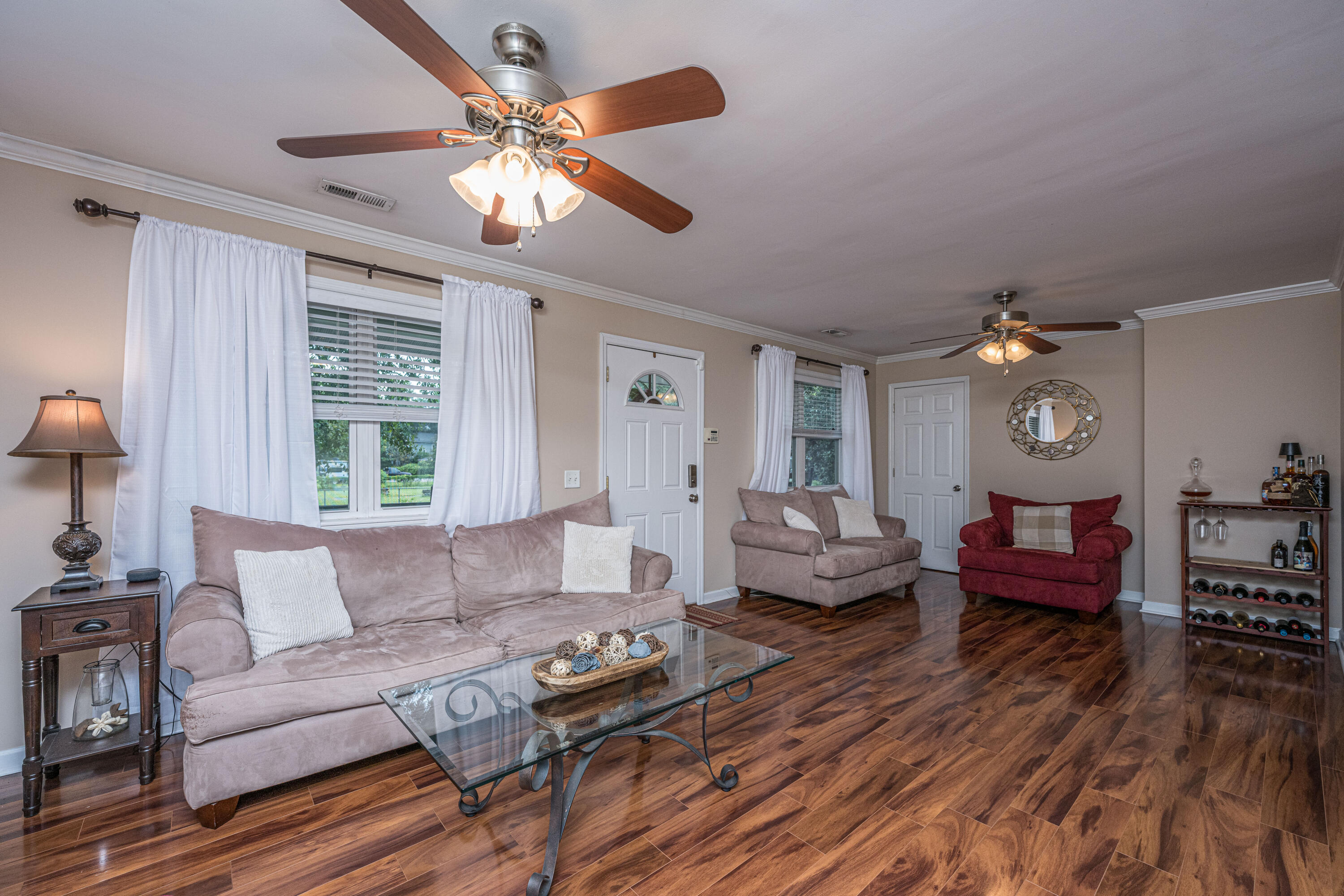 1240 Camellia Road Charleston, SC 29407 - Photo 4 of 38 1240CamilliaRdINT001