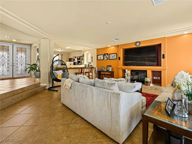 $3,250 | 6239 Mustang Spring Avenue, Las Vegas, NV 89139