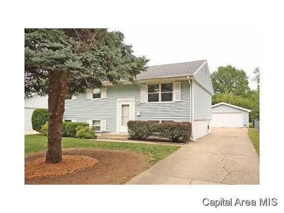 1932 North 24th Street Springfield, IL 62702 - Photo 3 of 24