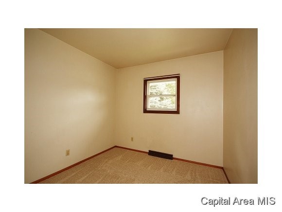 1932 North 24th Street Springfield, IL 62702 - Photo 9 of 24