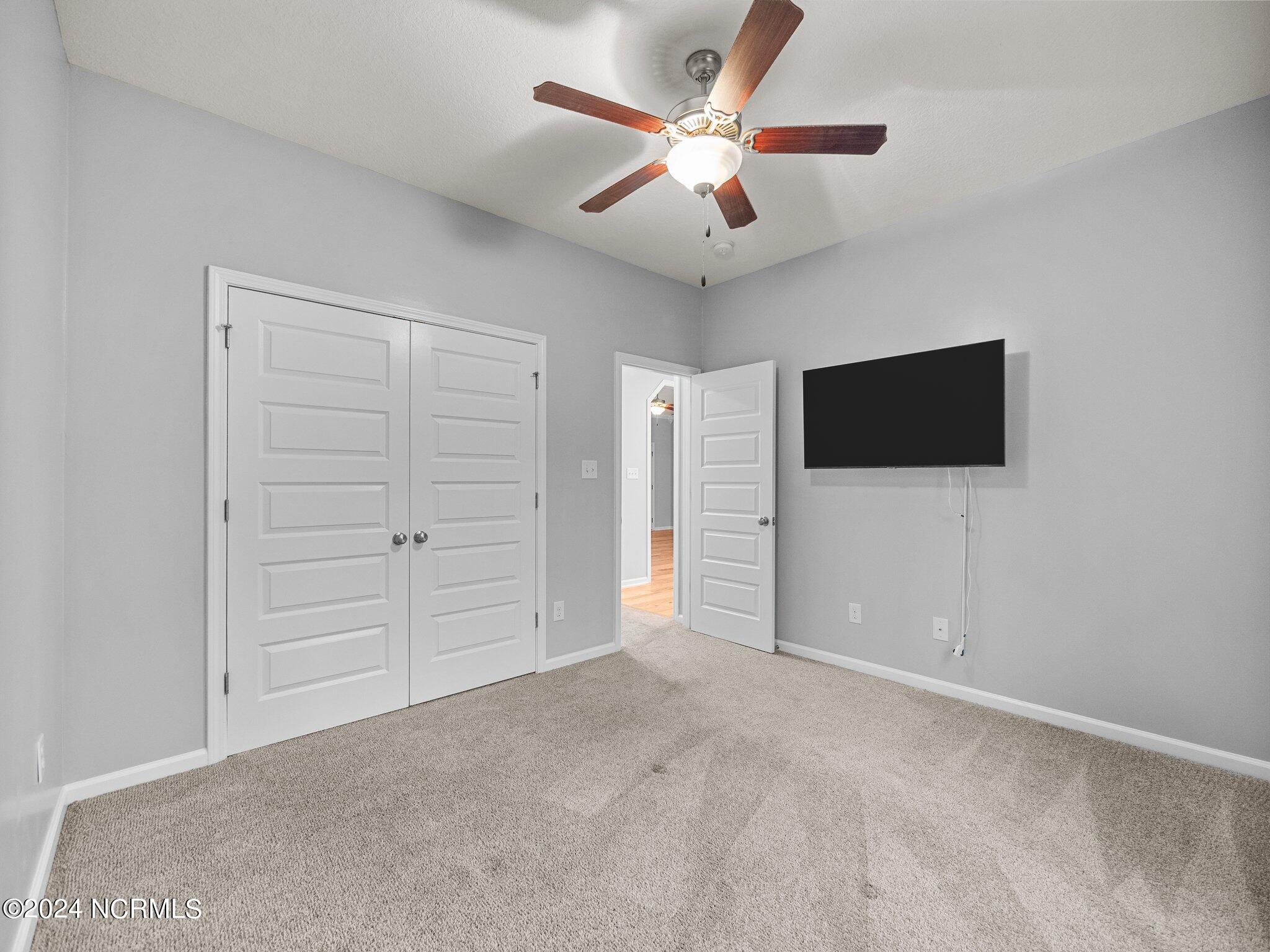 309 South Windy Ridge Road Hubert, NC 28539 - Photo 14 of 52 Bedroom 1