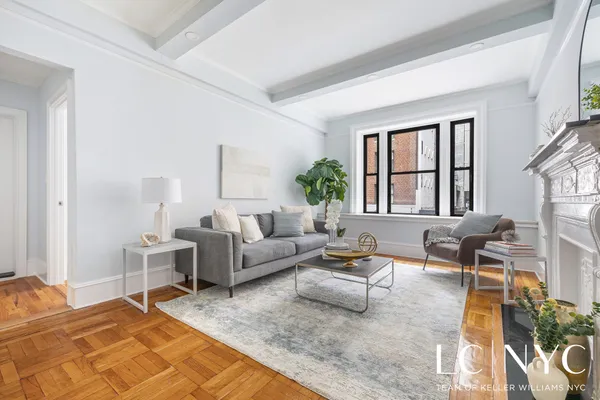 $715,000 | 146 East 49th Street, Unit 2B | Midtown East