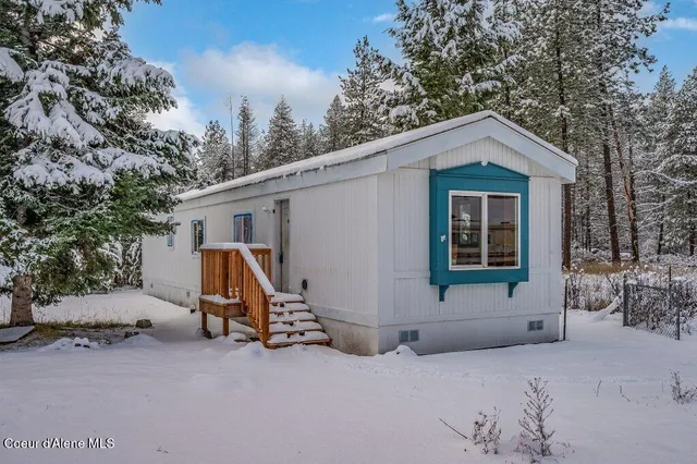 $399,900 | 671 Berrypatch Loop Road, Athol, ID 83801