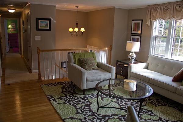 11 Keith Road Reading, MA 01867 - Photo 5 of 25 Gallery Image 5