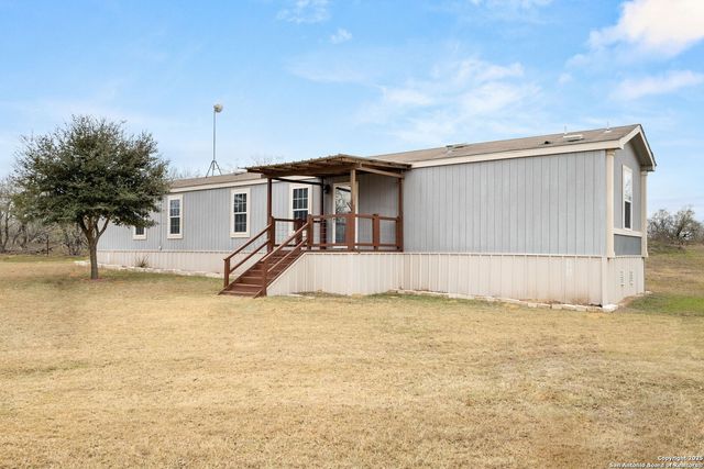 $335,000 | 1487 Sheffield Road, Seguin, TX 78155