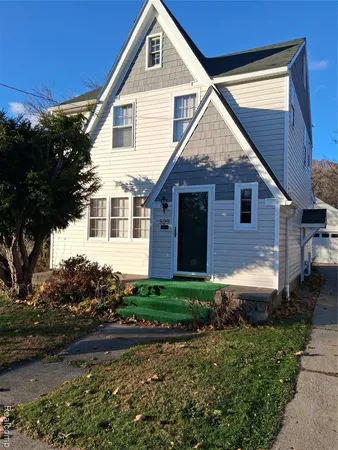 $229,000 | 525 East Mt Hope Avenue, Lansing, MI 48910