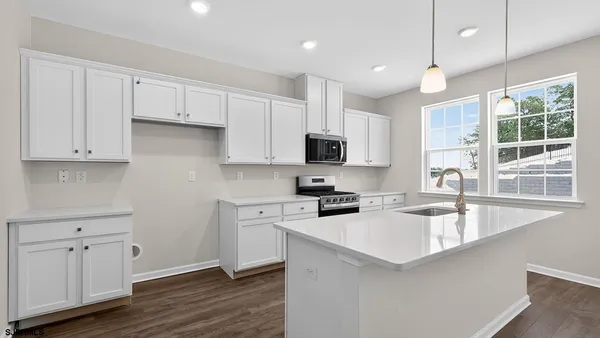 $679,990 | 453 Bellevue Avenue, Hammonton, NJ 08037