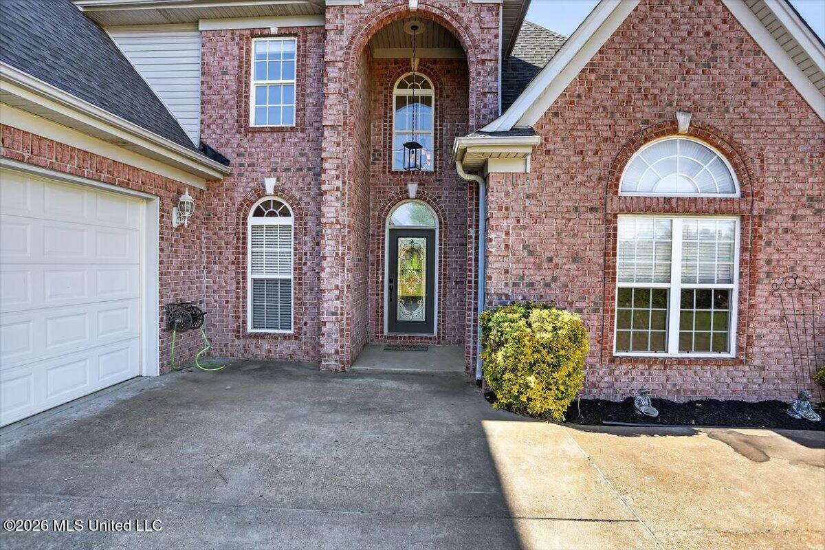 1203 Lake View Drive Hernando, MS 38632 - Photo 5 of 41 05-IMG_4764_5_6_7_8