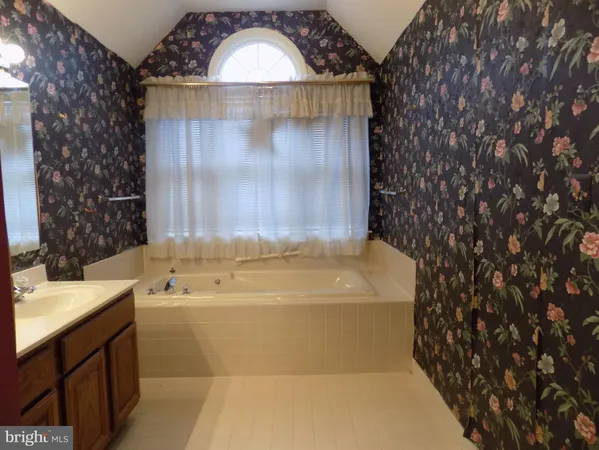 $500,000 | 4422 Camellia Road, Baltimore, MD 21236