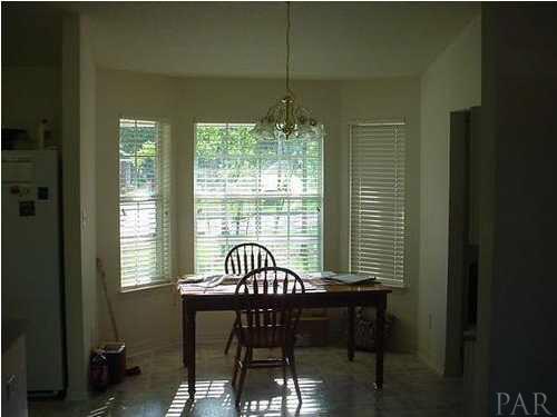 5949 Ridgeview Drive Milton, FL 32570 - Photo 9 of 10 Gallery Image 9