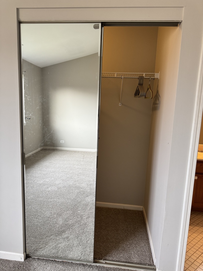 8393 Mystic Darien, IL 60561 - Photo 13 of 21 view of room