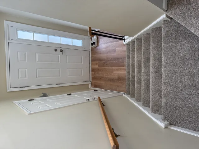 $2,400 | 8393 Mystic, Darien, IL 60561