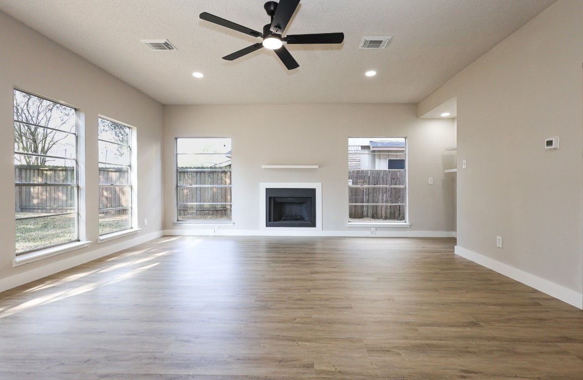 1539 Ridgebriar Drive Houston, TX 77014 - Photo 11 of 42