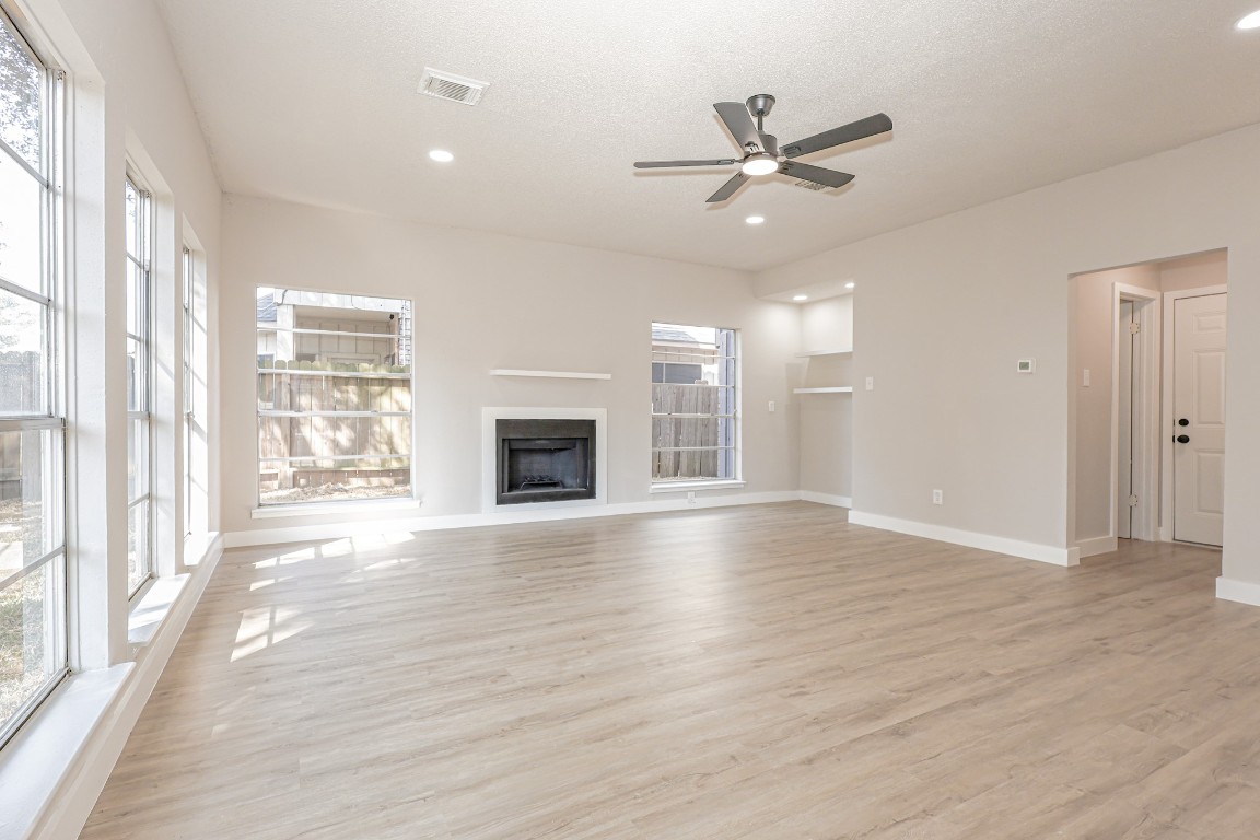 1539 Ridgebriar Drive Houston, TX 77014 - Photo 12 of 42