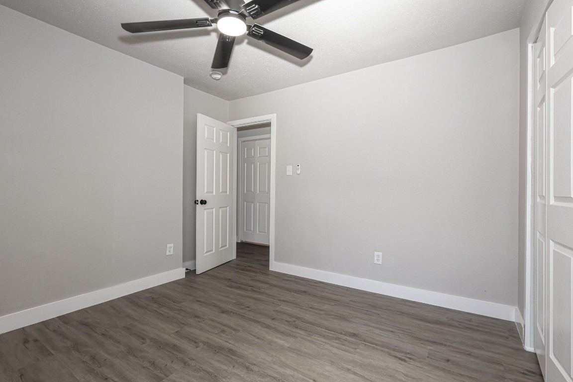 1539 Ridgebriar Drive Houston, TX 77014 - Photo 32 of 42