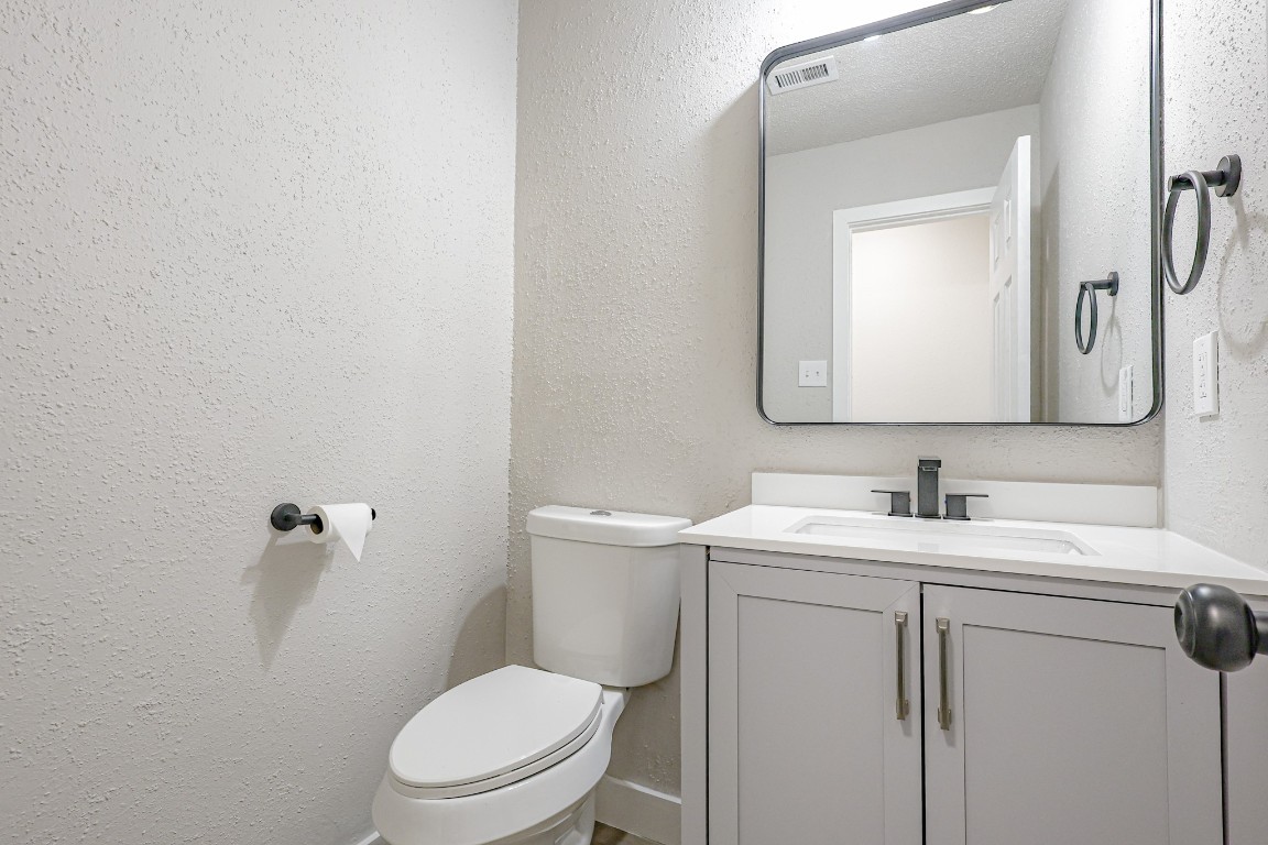 1539 Ridgebriar Drive Houston, TX 77014 - Photo 37 of 42