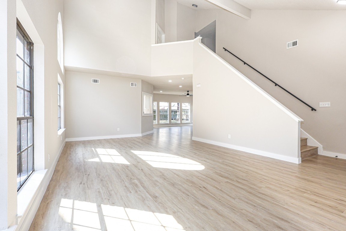 1539 Ridgebriar Drive Houston, TX 77014 - Photo 7 of 42