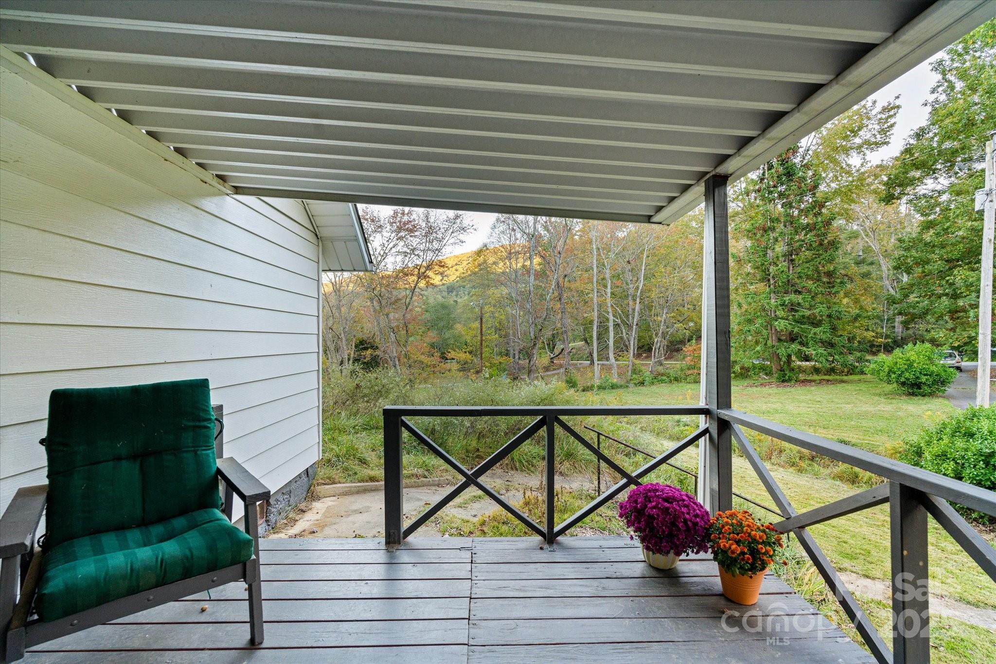 260 Bee Ridge Road Asheville, NC 28803 - Photo 13 of 44 Gallery Image 13
