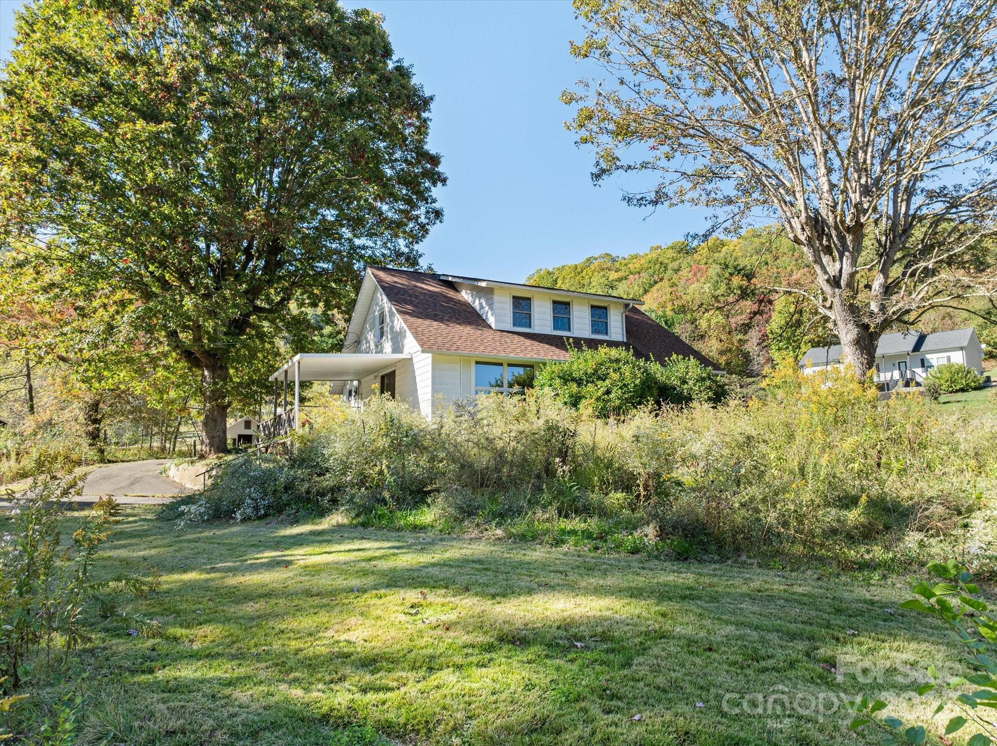 260 Bee Ridge Road Asheville, NC 28803 - Photo 41 of 44 Gallery Image 41