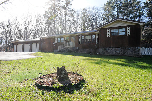 118 Pollard Road Ringgold, GA 30736 - Photo 4 of 36 DSC_7924