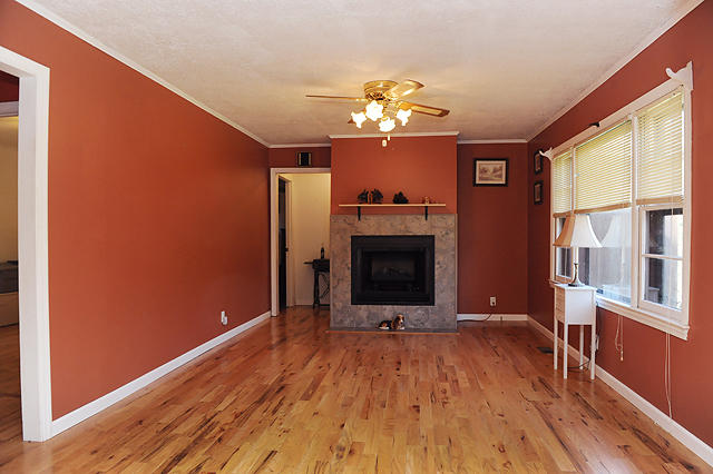118 Pollard Road Ringgold, GA 30736 - Photo 5 of 36 DSC_7925