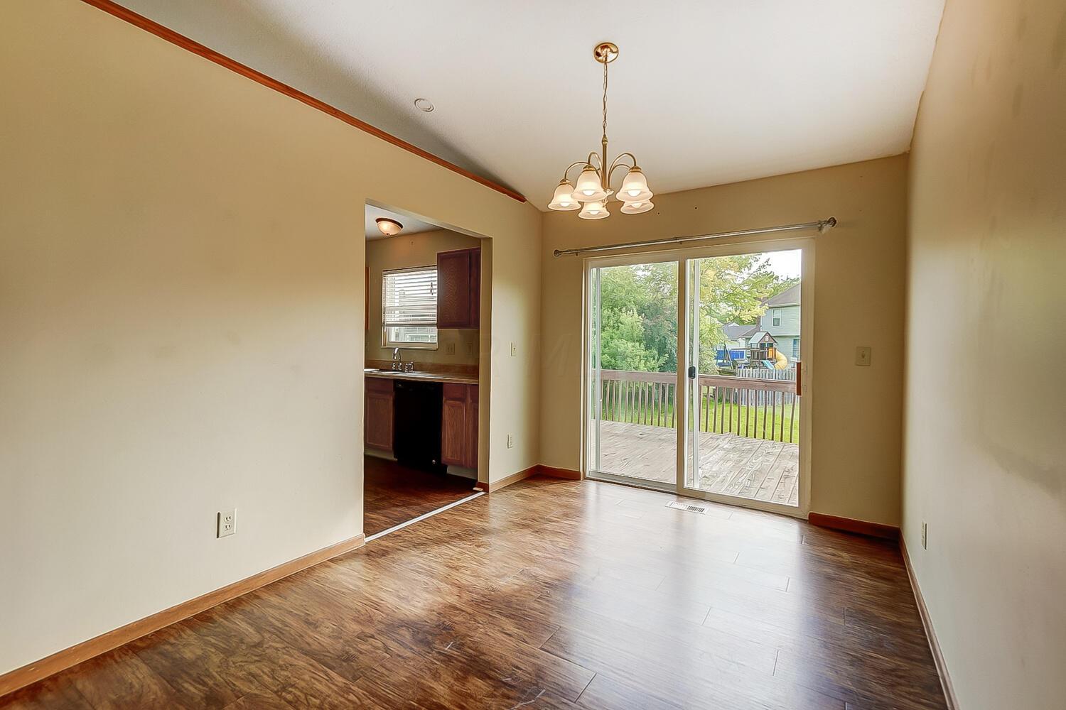 370 Old Ranch Court Galloway, OH 43119 - Photo 6 of 49 50037299-008_web