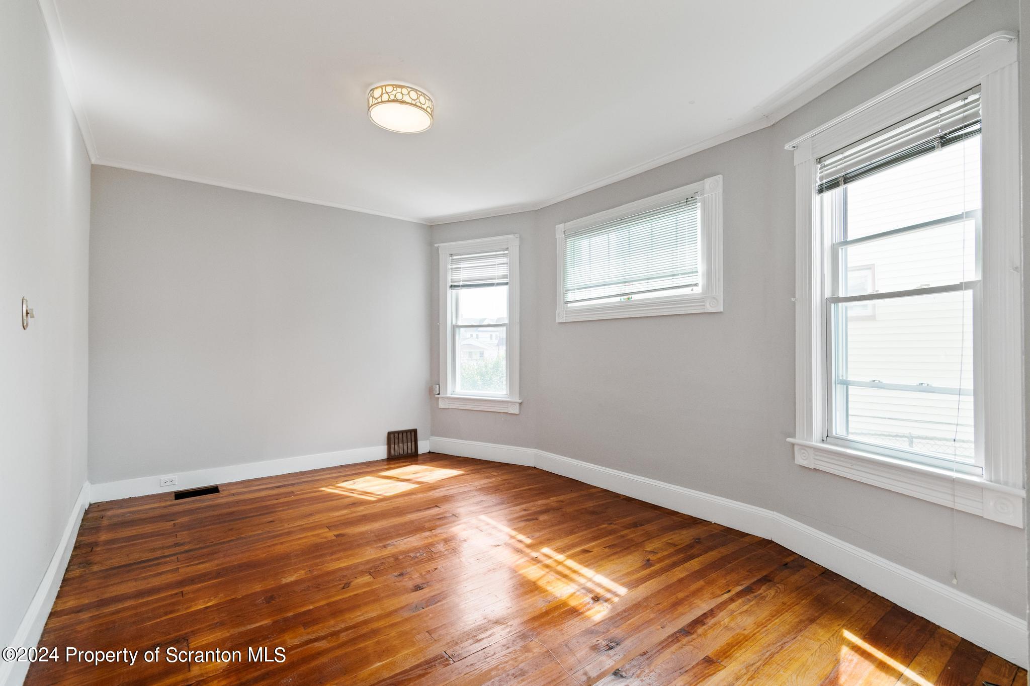 1120 Rundle Street Scranton, PA 18504 - Photo 25 of 37 Gallery Image 25