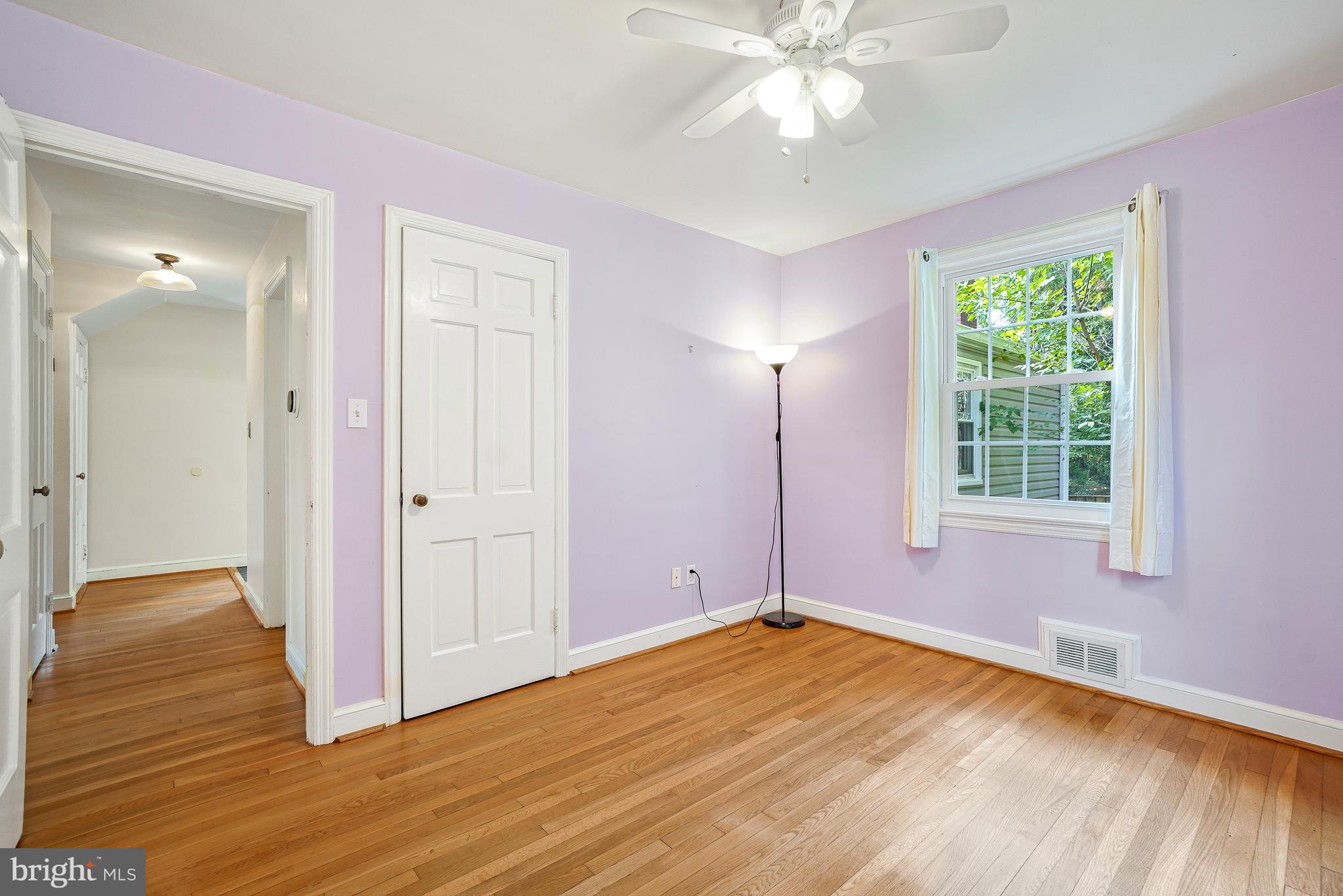 15400 Layhill Road Silver Spring, MD 20906 - Photo 30 of 45 Bedroom #3 with wood floors/ceiling fan