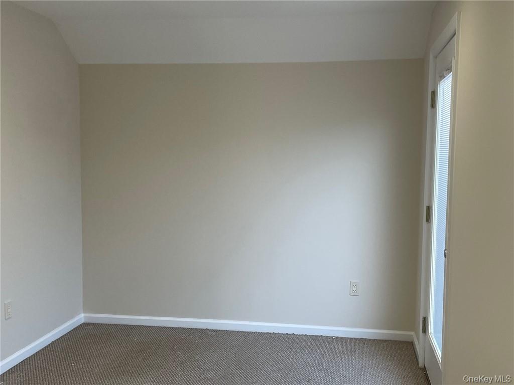 100 Dunderberg Road Putnam Valley, NY 10579 - Photo 24 of 29 a room