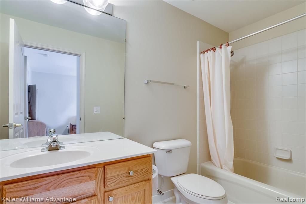 44597 Spring Hill Road Northville, MI 48168 - Photo 31 of 45
