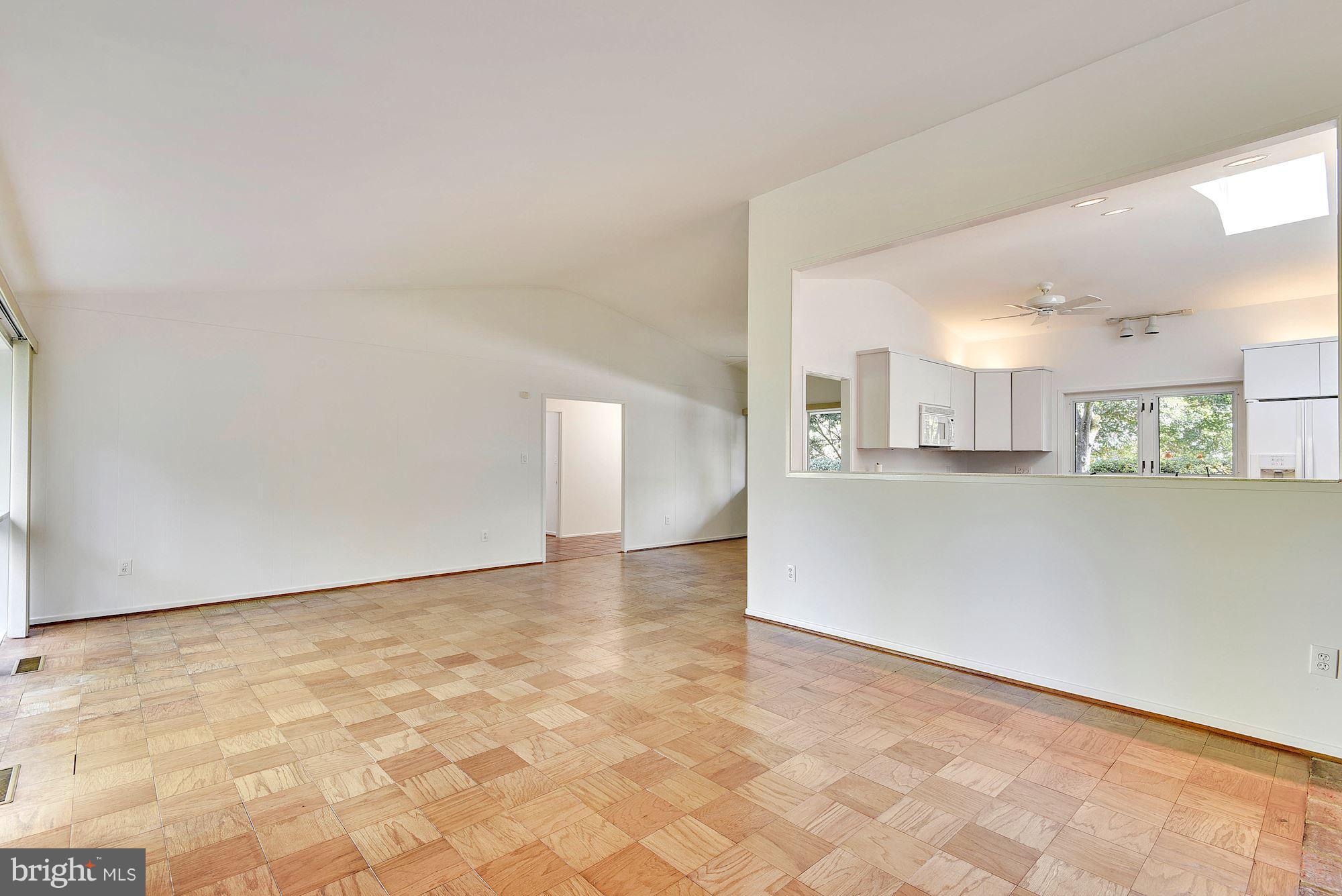 8300 Fenway Road Bethesda, MD 20817 - Photo 2 of 24 Interior (General)