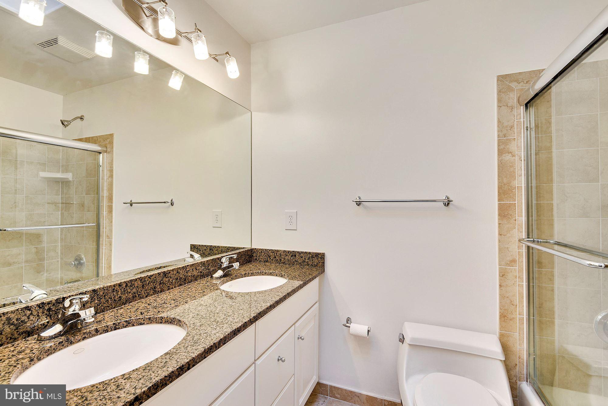 8300 Fenway Road Bethesda, MD 20817 - Photo 12 of 24 Bath