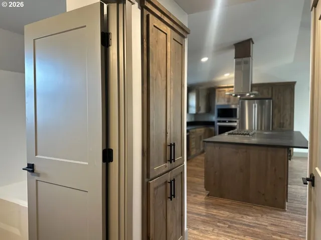 $599,000 | 551 Southeast Holly Street, Prineville, OR 97754