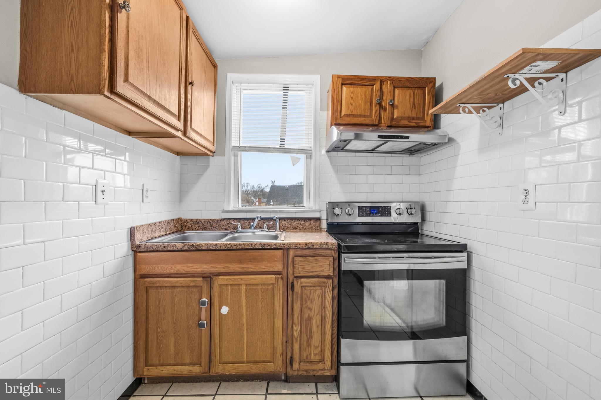 809 Eastern Avenue Northeast Capitol Heights, MD 20743 - Photo 13 of 42