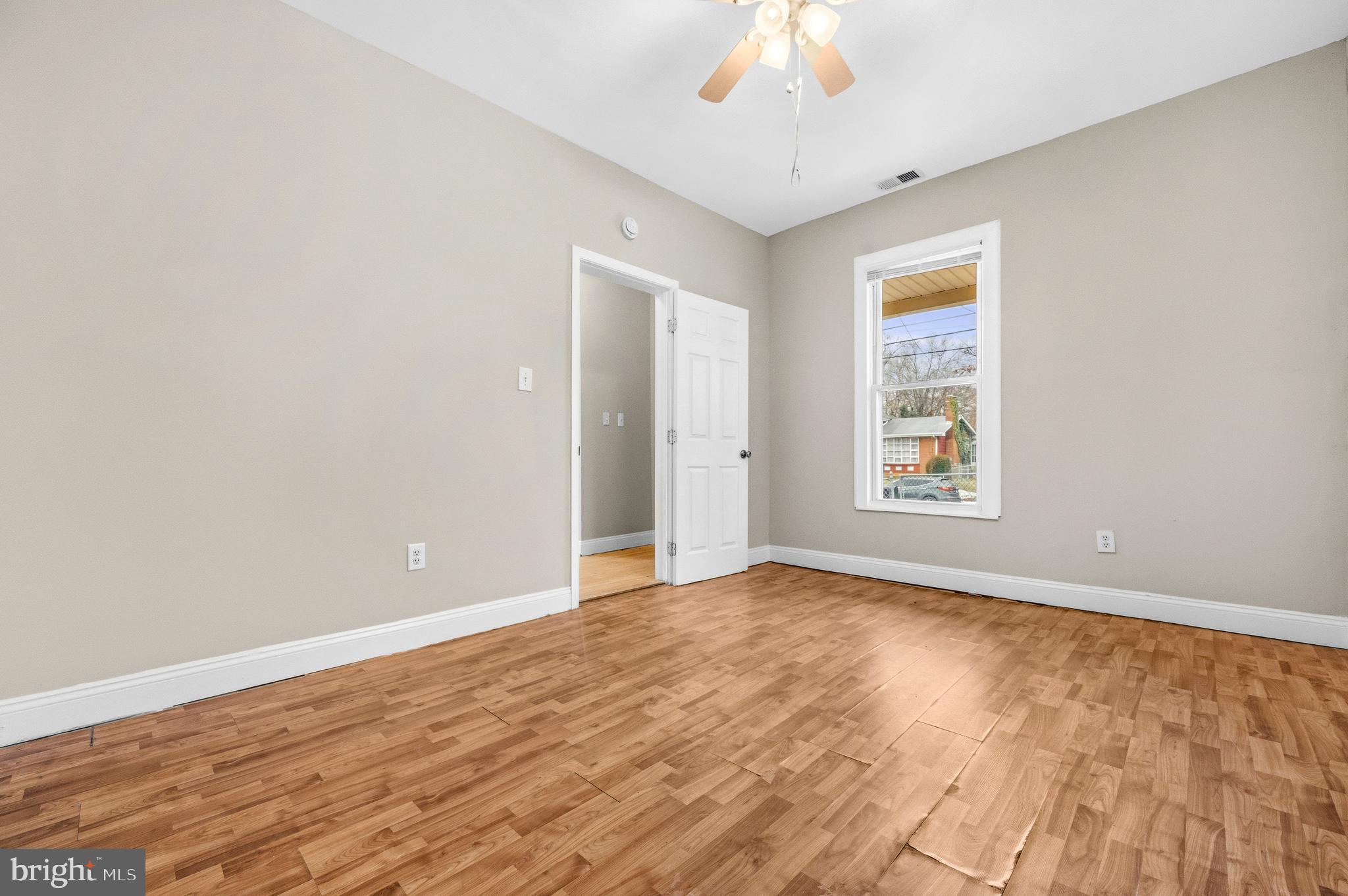 809 Eastern Avenue Northeast Capitol Heights, MD 20743 - Photo 17 of 42