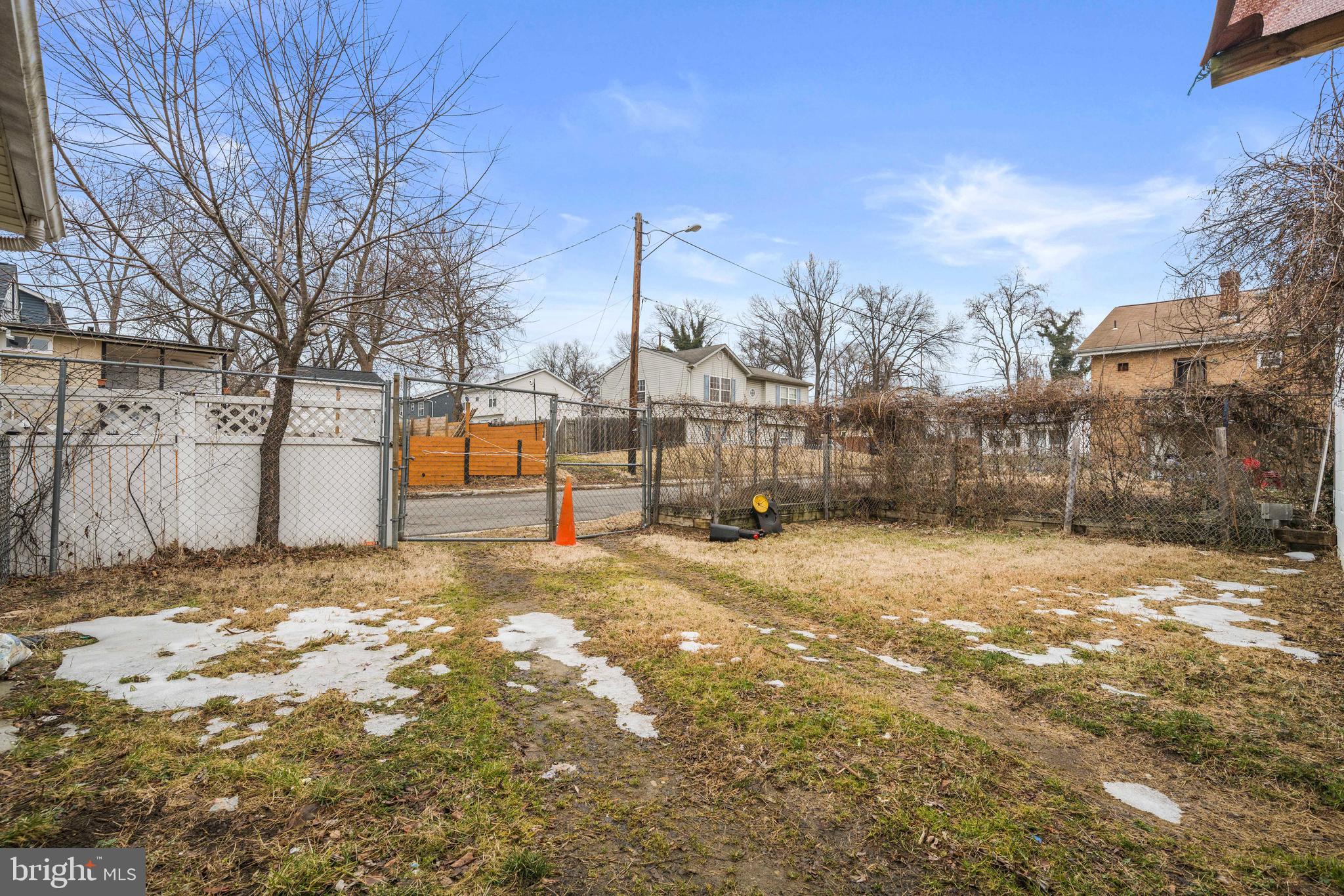 809 Eastern Avenue Northeast Capitol Heights, MD 20743 - Photo 29 of 42