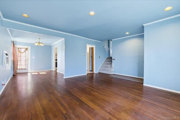 $749,000 | 95 Thompson Avenue, Oceanside, NY 11572