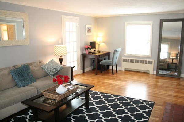 2 Elliot Road Lynnfield, MA 01940 - Photo 3 of 14 Gallery Image 3