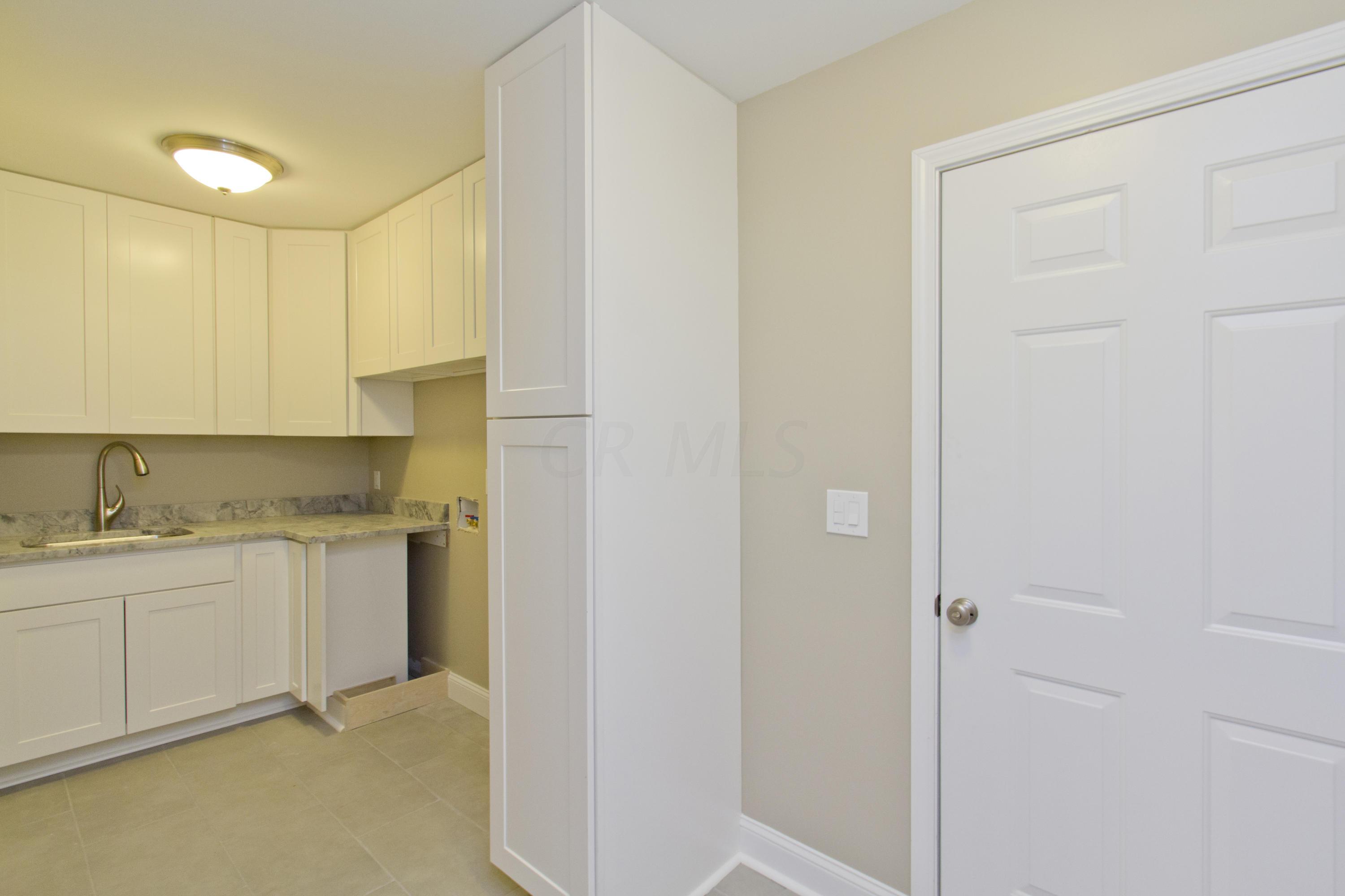 2716 Andover Road Columbus, OH 43221 - Photo 23 of 40