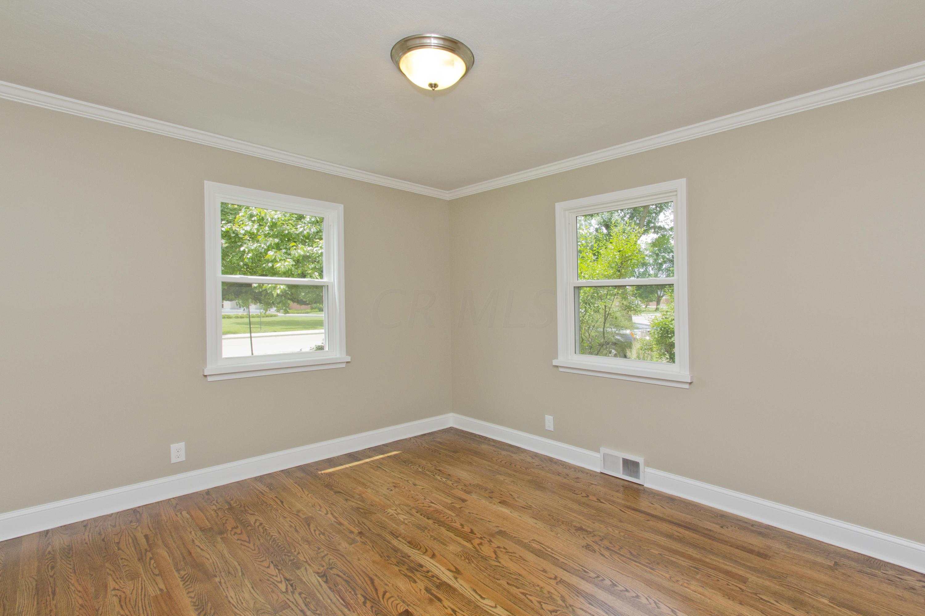 2716 Andover Road Columbus, OH 43221 - Photo 10 of 40