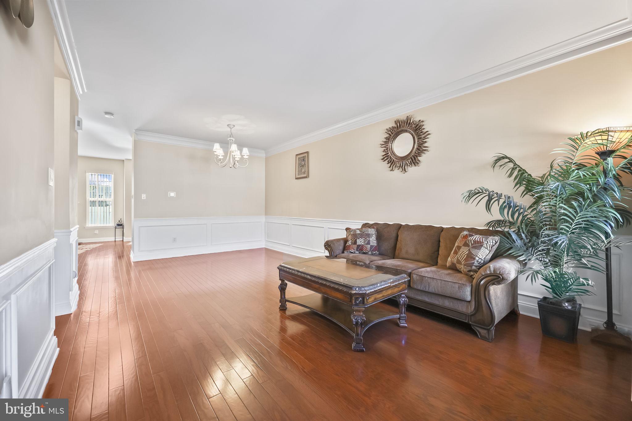 43 Beaumont Place Westampton, NJ 08060 - Photo 7 of 36 Living room open to dining room